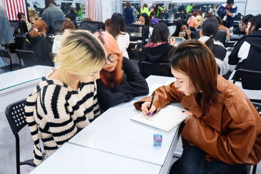 6675ecb28c9ad0956dd1a52ee49e5825.jpg 6675ecb28c9ad0956dd1a52ee49e5825.jpg